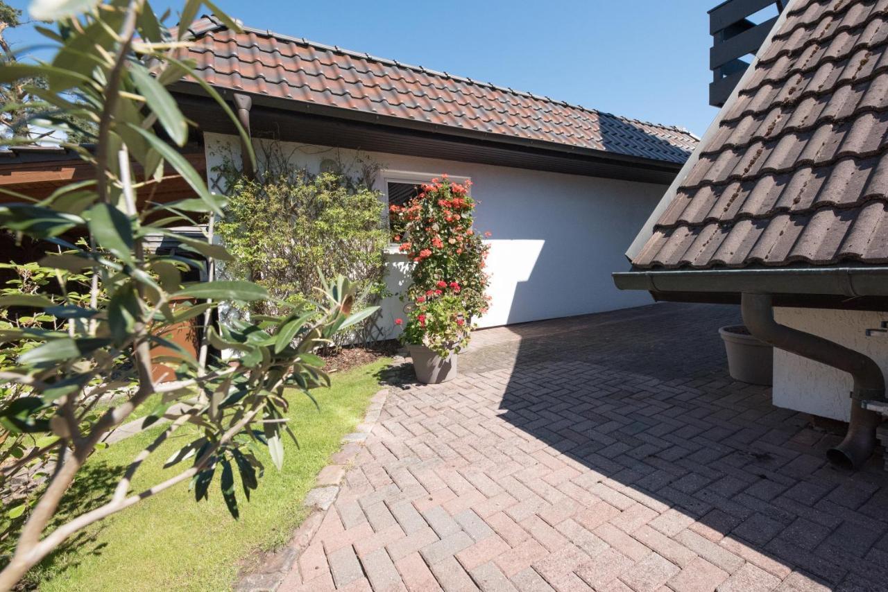 Ferienwohnungen Hofmann Zingst Exteriör bild