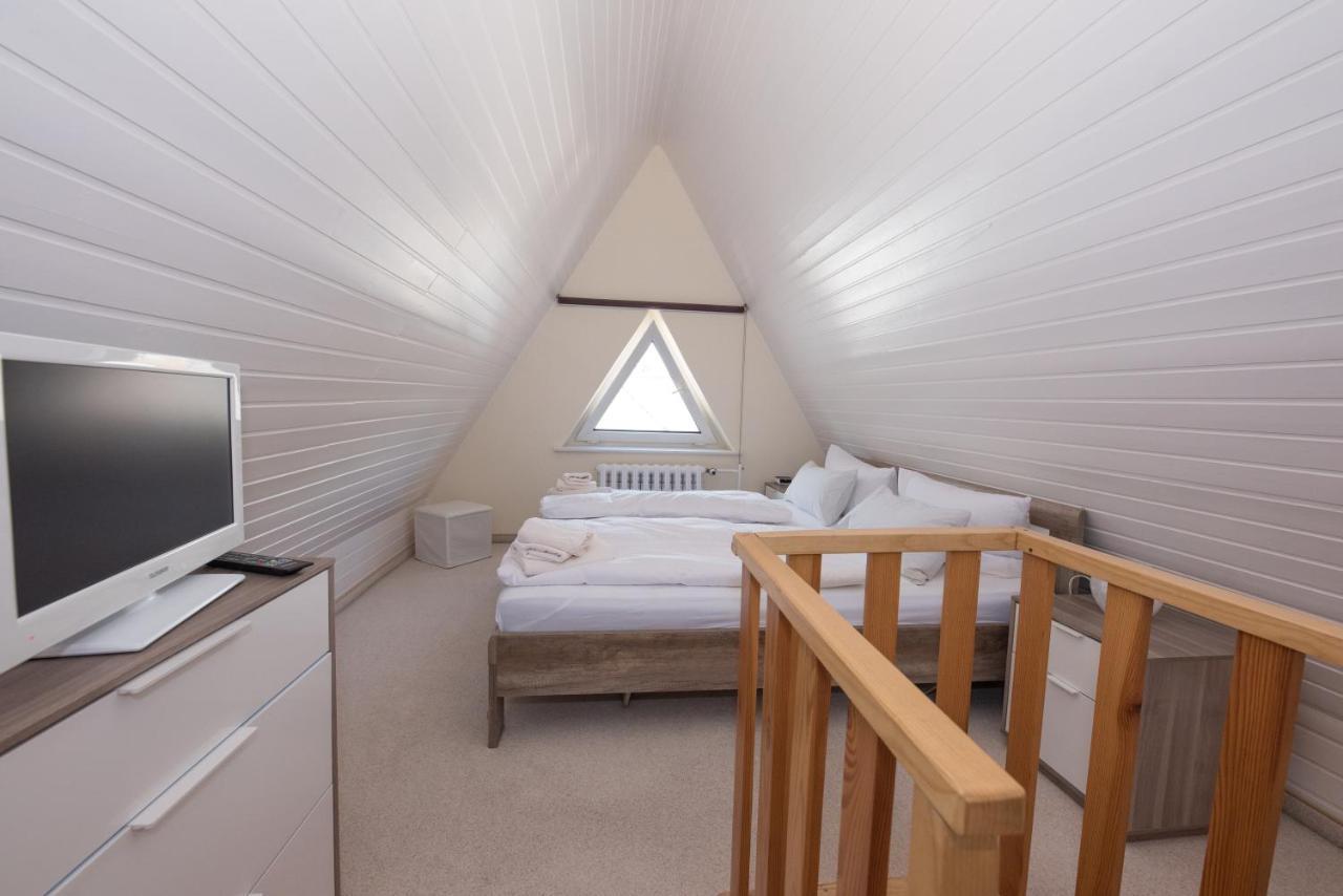 Ferienwohnungen Hofmann Zingst Exteriör bild