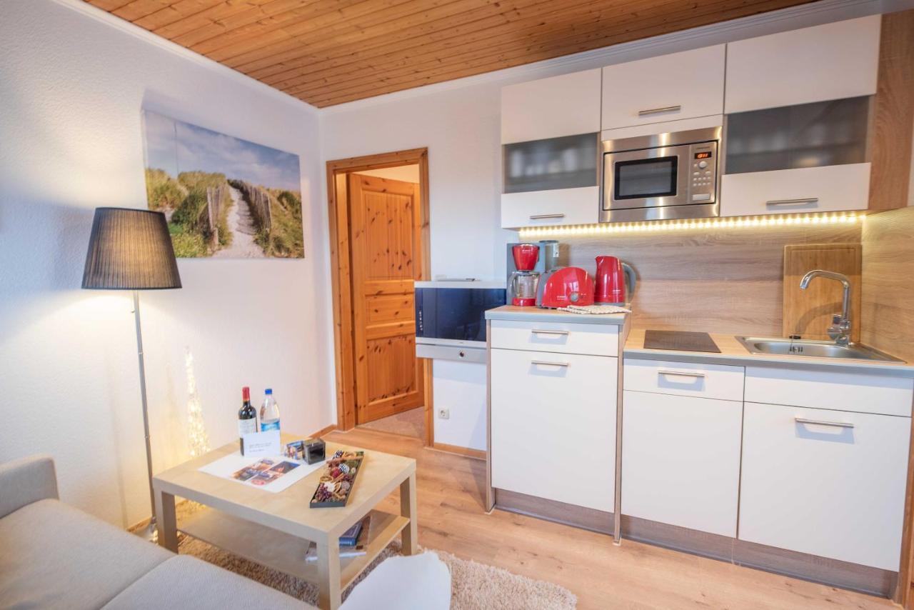 Ferienwohnungen Hofmann Zingst Exteriör bild