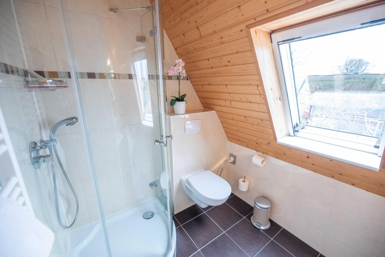 Ferienwohnungen Hofmann Zingst Exteriör bild