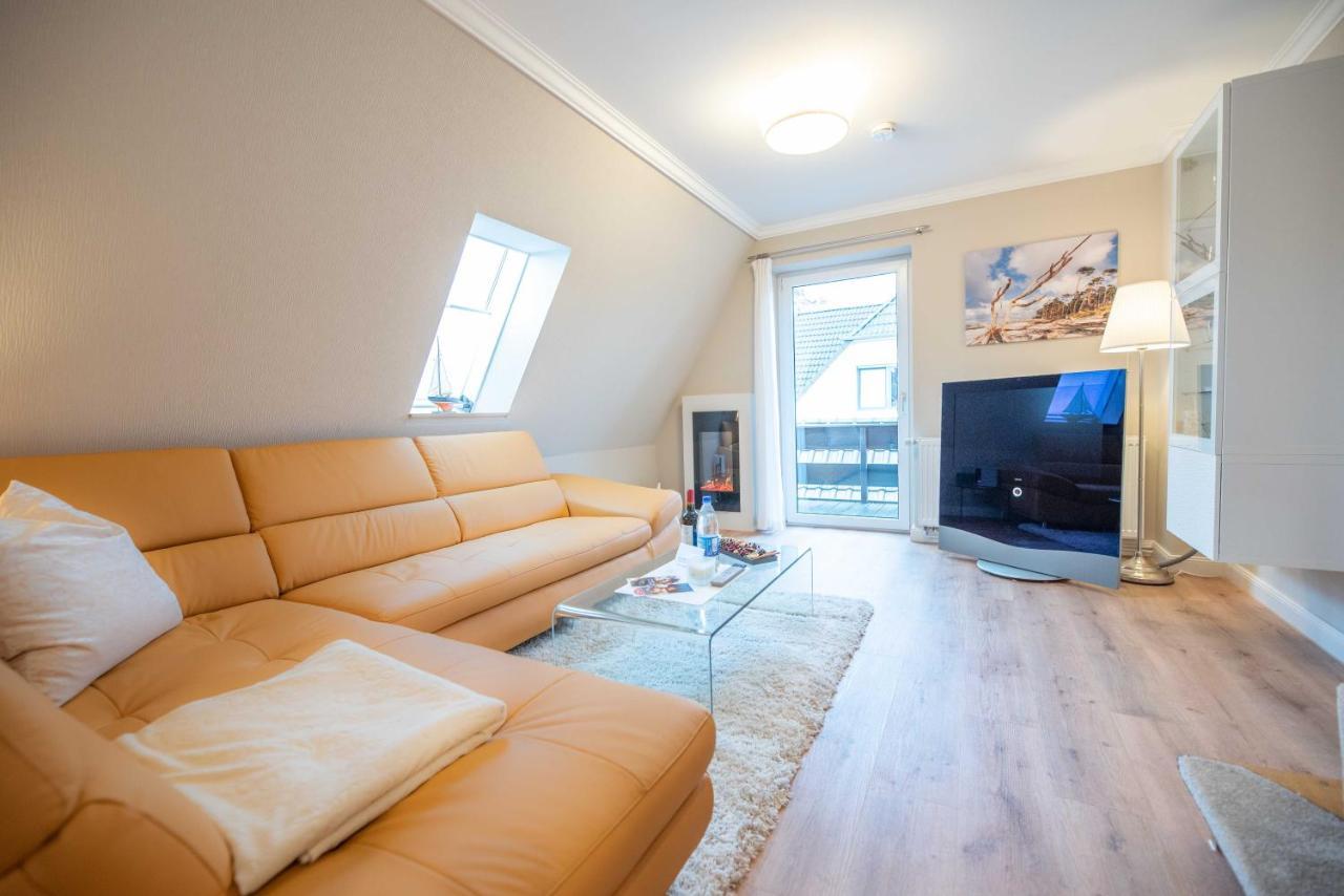 Ferienwohnungen Hofmann Zingst Exteriör bild